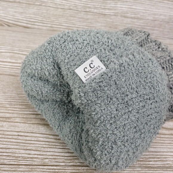 C.C. EXCLUSIVES 100% ACRYLIC GREY WINTER HAT CAP POM POM BEANIE WOMENS - Picture 4 of 5